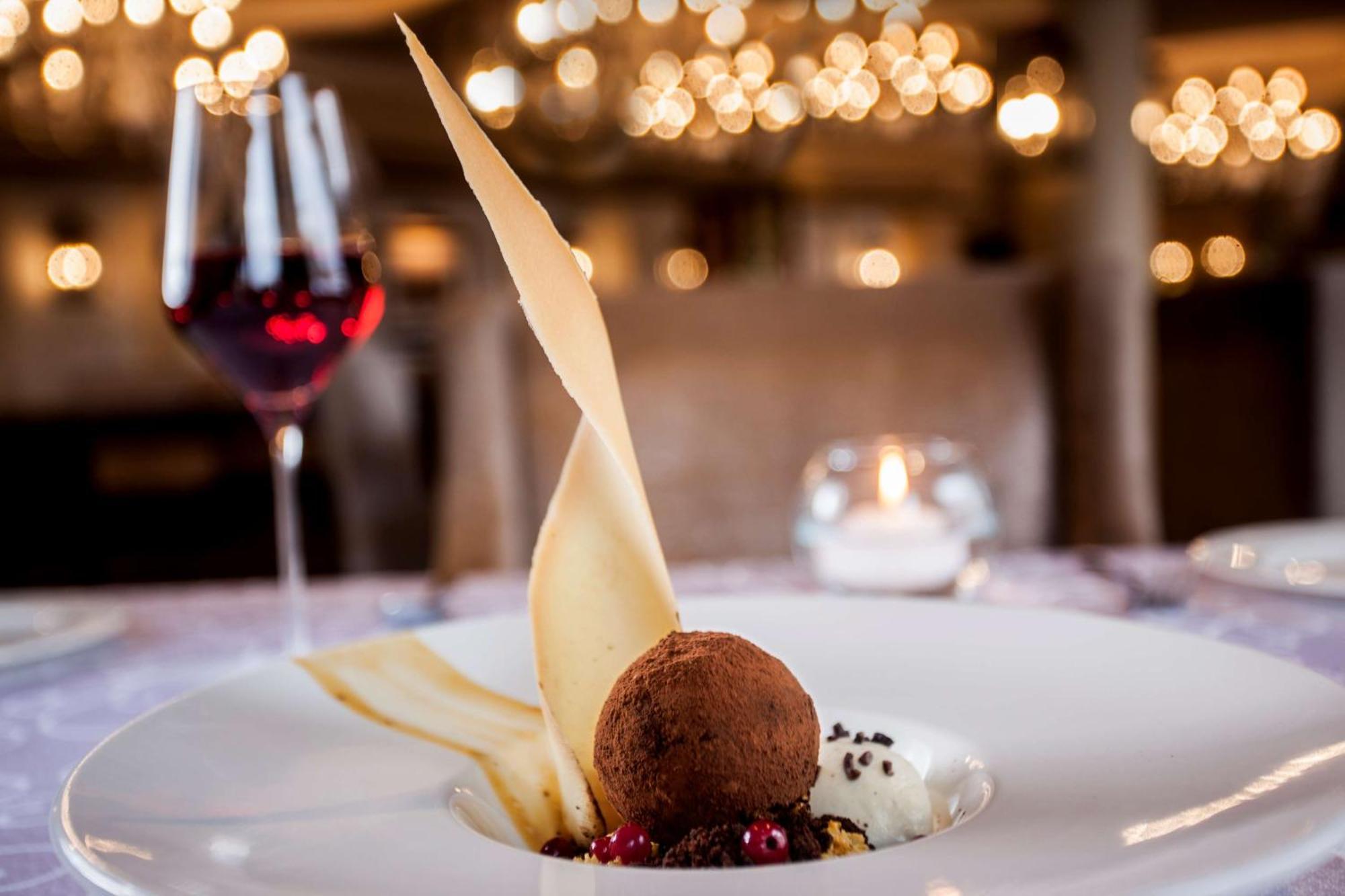 Beverly Hills Durban Exterior foto A chocolate dessert